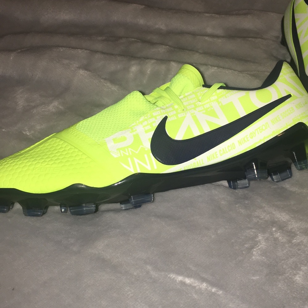 NIKE skin phantom VNM k-lite w/ strike grip - Picture 3 of 9